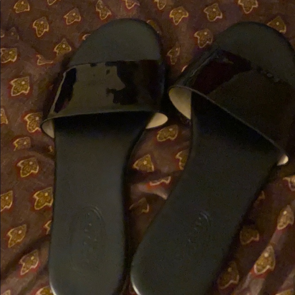 Black slide in’s